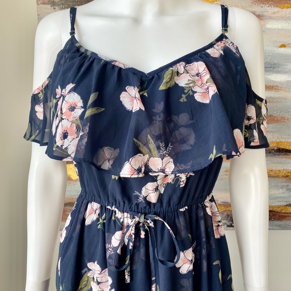 ABERCROMBIE AND FITCH “Fitch” Cold Shoulder Ruffle Maxi Dress Long - Picture 3 of 13